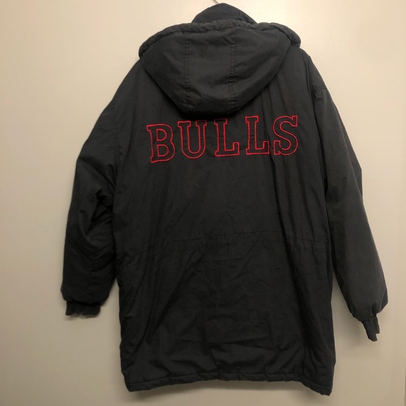 fan gear Other - NBA Chicago Bulls puffer jacket black vtg READ!
